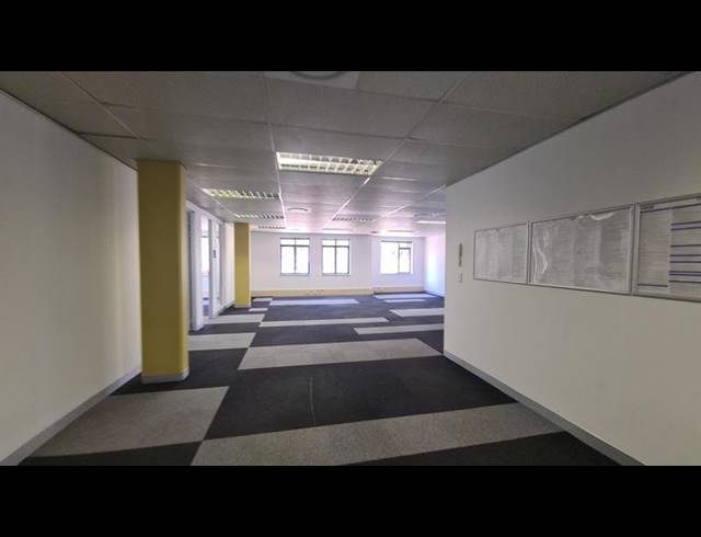 BUSINESS PROPERTY TO RENT IN MENLYN